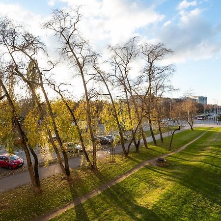 Ochota Sunny Apartment Варшава Екстер'єр фото