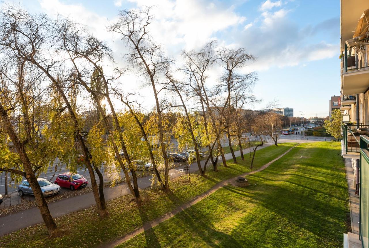 Ochota Sunny Apartment Варшава Екстер'єр фото