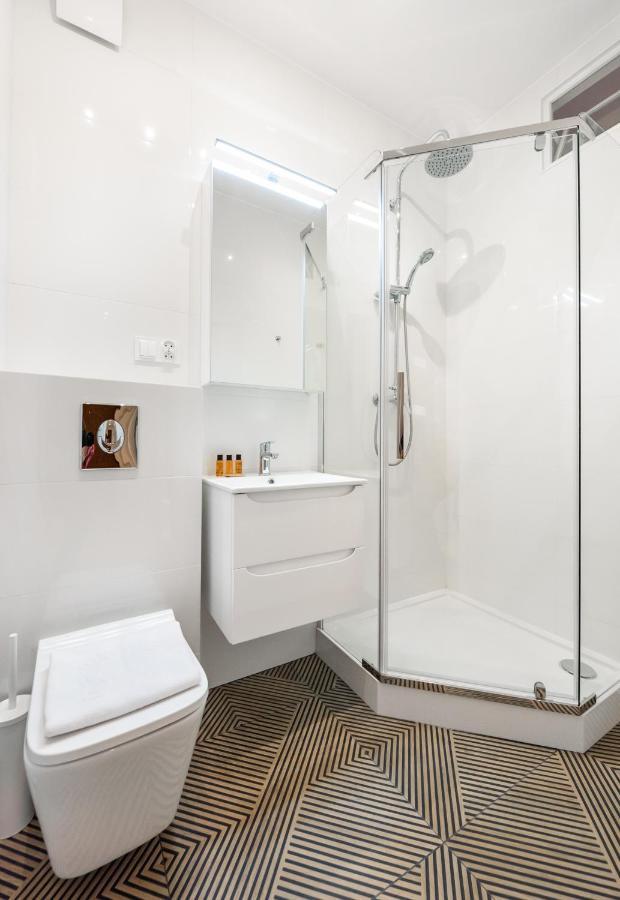 Ochota Sunny Apartment Варшава Екстер'єр фото